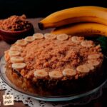 torta de banana com farofa crocante